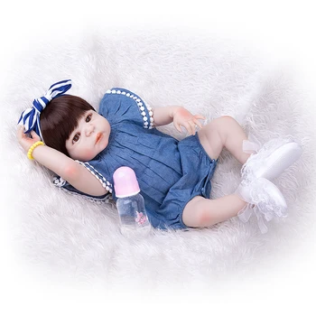KEIUMI 57 CM Realistiškas Reborn Baby Girl Lėlės Visą Silikono Vinilo Žavinga Mergina vaikų Žaislų Dėvėti Kaubojus Romper Vaikas, Gimtadienio Dovana