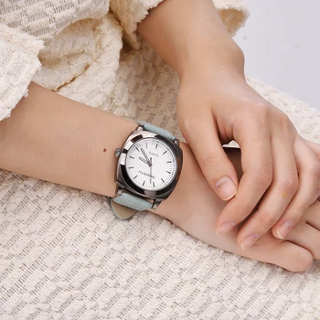 Naujas dizainas aikštėje moterų laikrodžiai ATGIMIMO populiarios markės mados atsitiktinis ponios žiūrėti kvarcinis laikrodis pilka laikrodžius reloj mujer