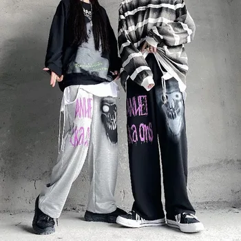 QWEEK Goth, Gothic Stiliaus Grafiti Spausdinti Kelnės Moterims Streetwear 2021 Mados Hip-Hop Pločio Kojų Kelnės korėjos Stilius Laisvas Kelnes