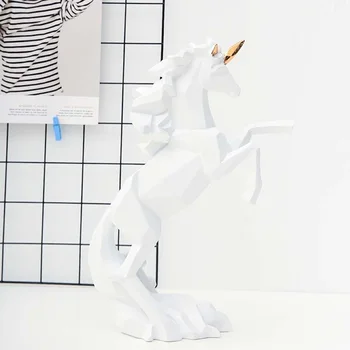 WU CHEN ILGAI Geometrinis Vienaragis Meno Skulptūra Origami Gyvūnų White/Black Horse Statulėlės Dervos Meno ir Amatų Namų Puošybai R1727