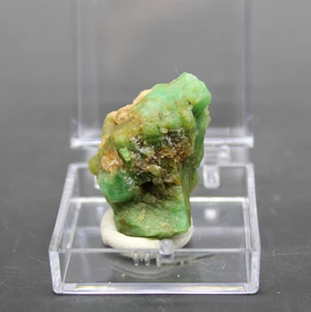 Natūralus žaliasis smaragdas mineralinių gem kokybės krištolo egzempliorių akmenys ir kristalai kvarco kristalai dėžutės dydis 3.4 cm