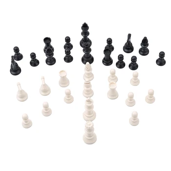 32pcs Plastiko Šachmatų Užbaigti Chessmen Tarptautinis Žodis Šachmatų Rinkinį Black & White Šachmatų Gabalas Pramogų Priedai