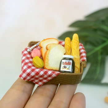 1Pcs 1/12 Miniatiūriniai Lėlių Priedai Mini Dervos Duonos Krepšelio Modeliavimas Maisto Modelį, Žaislai Dolll Namo Apdaila ob11