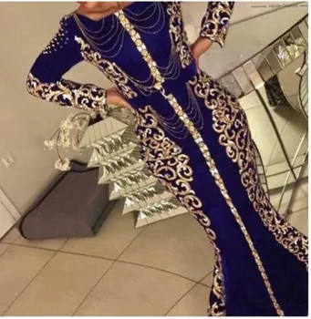 Dubajus Arabų Aksomo Undinė Vakarinę Suknelę 2020 Royal Blue Off Peties Ilgomis Rankovėmis Prom Dresses Aukso Appliques Oficialią Chalatai