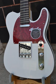 Gamyklos didmeninė classic 6 styginiai elektrinė gitara, vaiskiai balta kėbulo, raudona šarvai ir skydas, nemokamas pristatymas