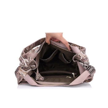 REALER natūralios odos moterų rankinės atsitiktinis nešti didelės talpos petį krepšys moterims su serpentine spaudinių klasikinio dizaino