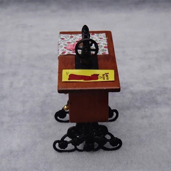 Aukštis:8CM Mini Modeliavimo 1/12 Masto Miniatiūriniai Lėlių Derliaus Siuvimo Mašina Su Audiniu Lėlių namelio Apdaila Lėlės, Žaislai