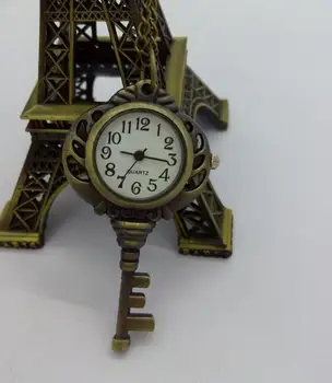 Karšto pardavimo Derliaus bronzos klavišą modelis kvarco kišeninio laikrodžio su Grandinės Karoliai