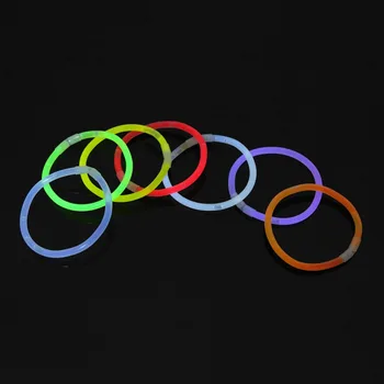 100vnt/daug Neon Šalies Glowstick Švyti Tamsoje Žaislas Fluorescencijos Lazdos, Apyrankės, Karoliai Šalies Prekių Šviesos Namų Dekoro