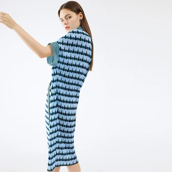 Miyake Plisuotos vasaros spausdinti suknelė 2020 cardigan mygtuką suknelė aukšto juosmens elegantiškas ruched Blyksnius Rankovės braškių suknelė