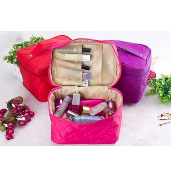 Kosmetikos dėžutės 2020 metų moteris Dygsniuotas profesinės kosmetikos krepšys moterų didelės talpos, sandėliavimo rankinėje kelionės, tualetinių reikmenų makiažas maišelį ML1