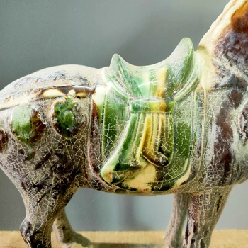 Parengti Kinijos Garsaus Tang Dinastijos Meistriškumo Tango Sancai Keramikos Kolekcija Namų Puošybai Ruda Arklio Statula