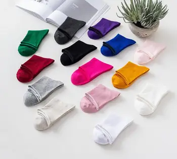 Kojinės moteriškos vamzdžių krūva kojinių mielas garbanoti vientisos spalvos tendencija visas rungtynes, kojinės