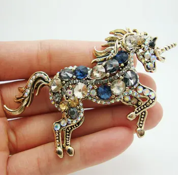 TTjewelry Klasikinio Vienaragis Arklys Multi-spalva kalnų krištolas Kristalų Segė Pin Gyvūnų, Kabamųjų