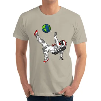 Kosmoso Astronautas Futbolo Mielas Žmogus Topai Marškinėliai Europoje Tshirts Medvilnės, Trumpomis Rankovėmis Atspausdintas Tee Marškinėliai Apvalios Kaklo Nemokamas Pristatymas